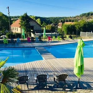 Hébergement de vacances La Colline Aux Chalets, Jaccuzi, Sauna