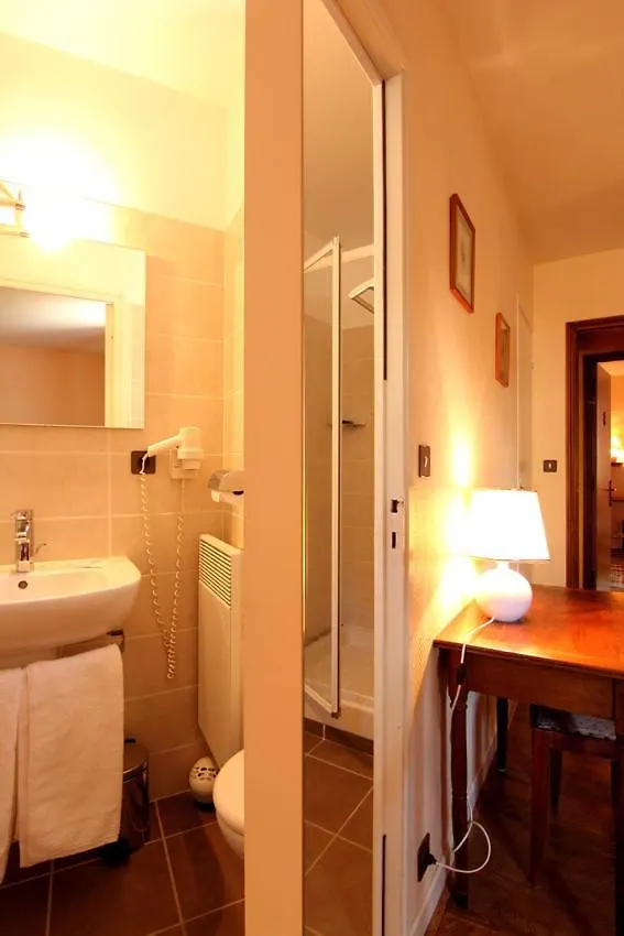 Hotel L'Auberge Du Sombral Saint-Cirq-Lapopie